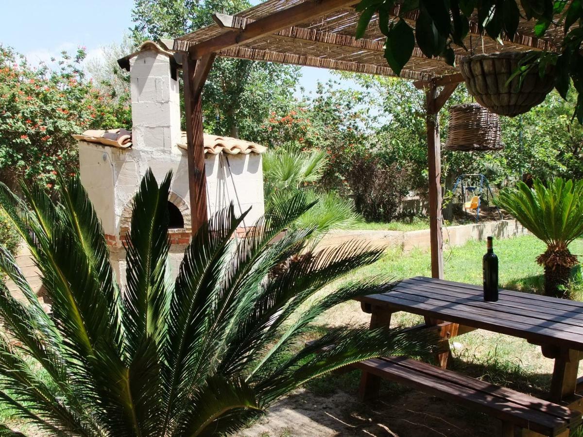 Bed and Breakfast Il Filo Di Paglia Comiso Exterior foto